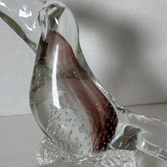 Toucan On Branch Art Glass With Controlled Bubbles And Red Swirls - Picture 10 of 10